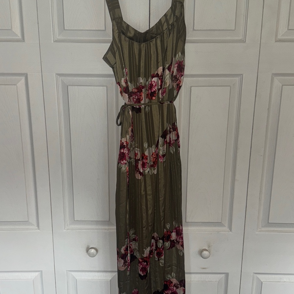 Banana Republic Maxi Dress | SZ•12 - Picture 4 of 9